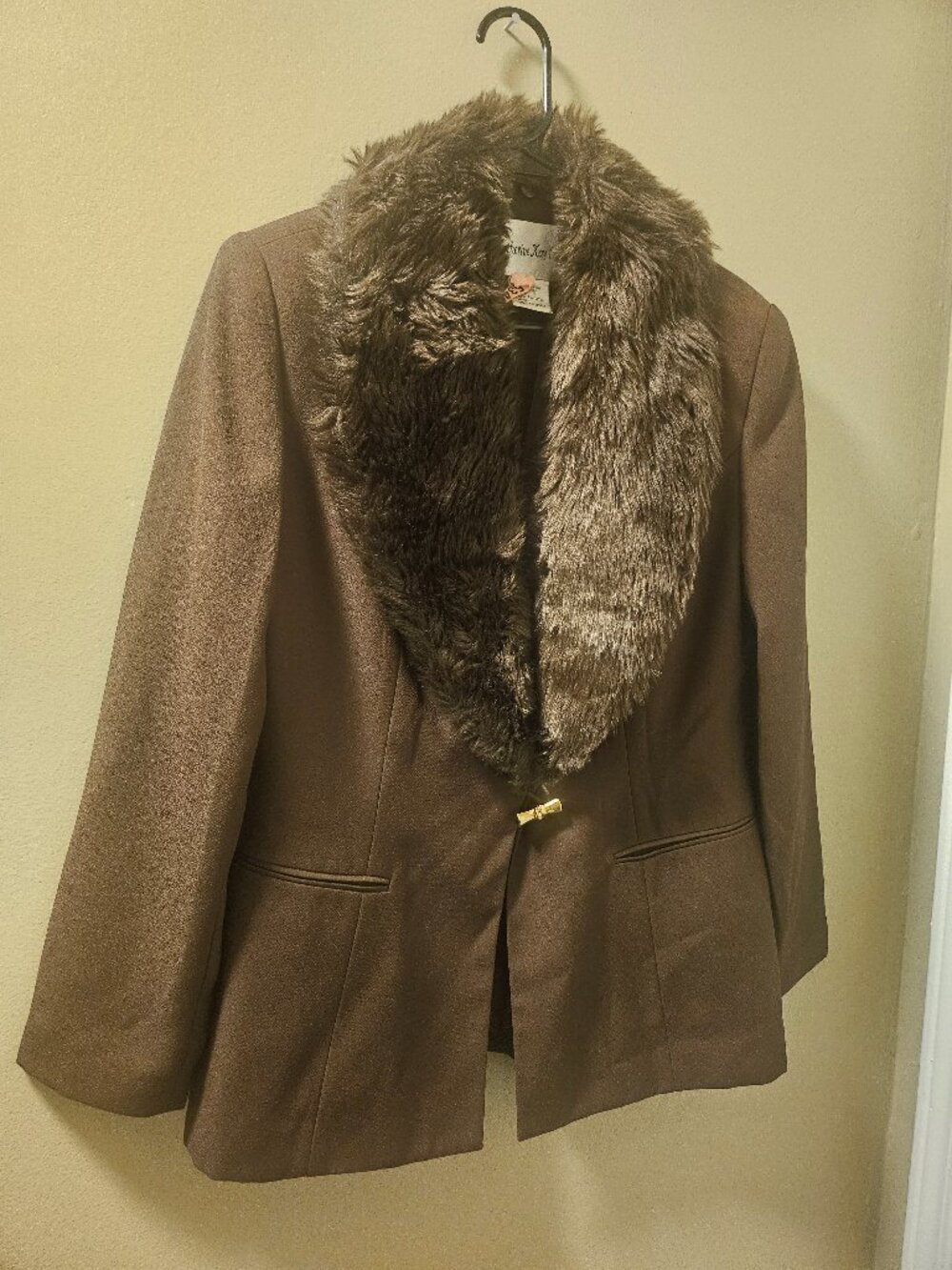 Katherine Kay Ltd. Brown Suit Jacket with Faux Fur Collar